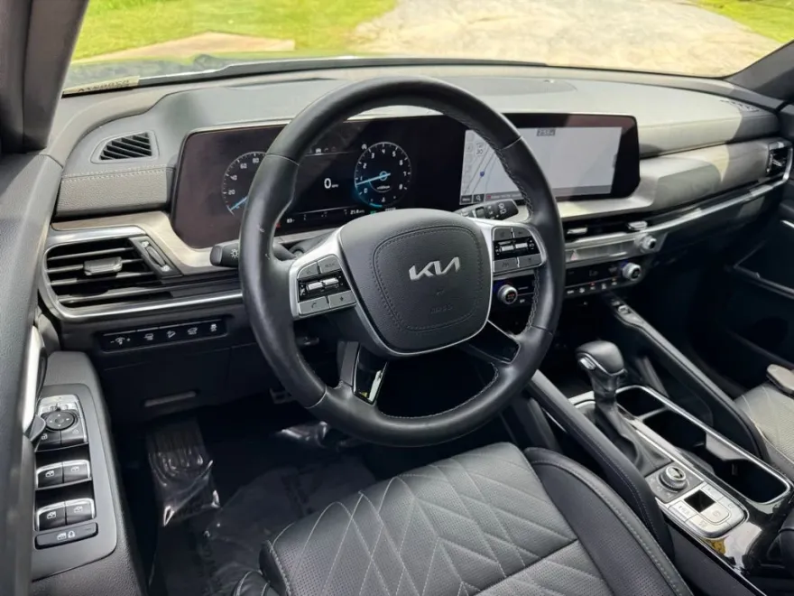 2023 Kia Telluride SX Prestige X-Line photo 1