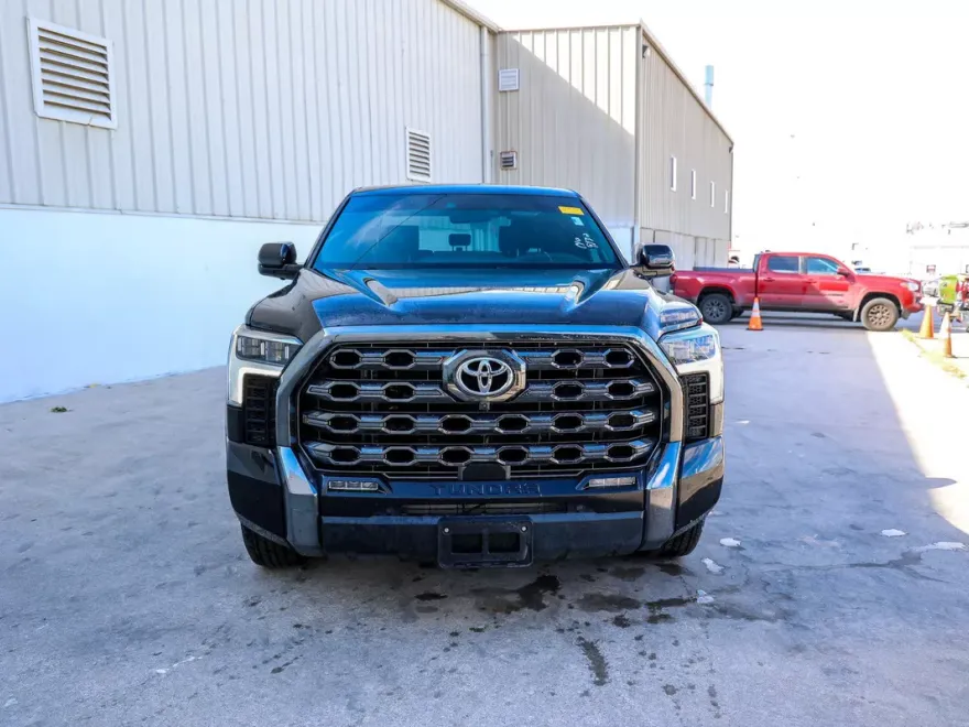 2023 Toyota Tundra Platinum photo 1