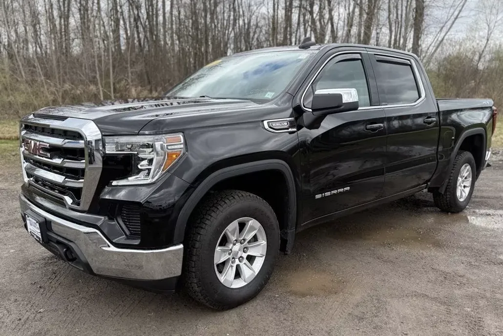 2020 Gmc Sierra 1500 SLE photo 1