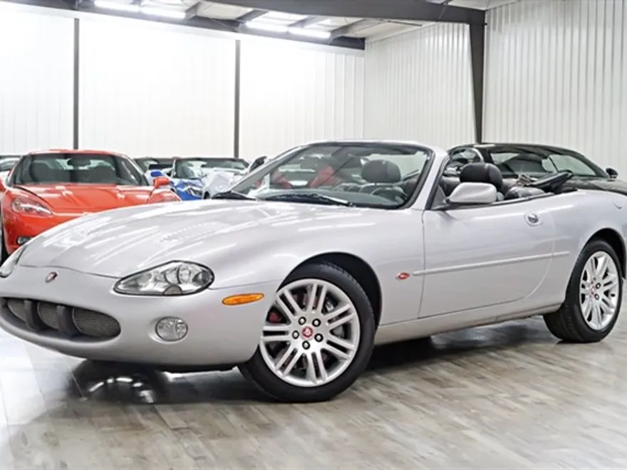 2002 Jaguar XK photo 1