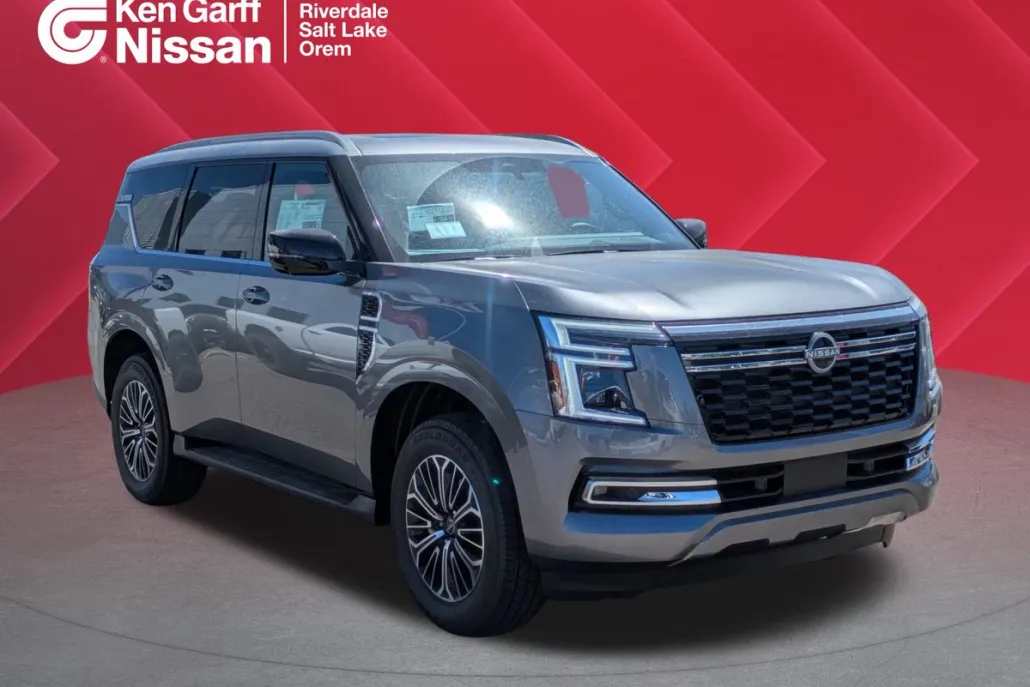2025 Nissan Armada Platinum photo 1