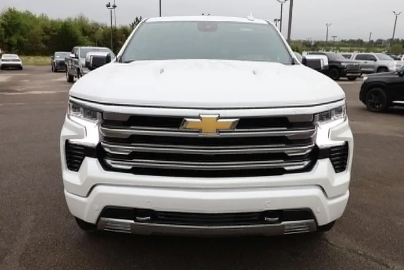 2024 Chevrolet Silverado 1500 High Country photo 1