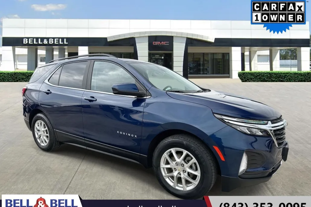 2022 Chevrolet Equinox LT photo 1