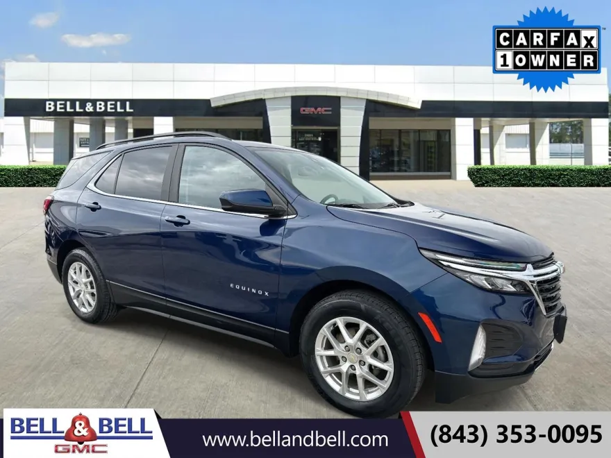 2022 Chevrolet Equinox LT photo 1