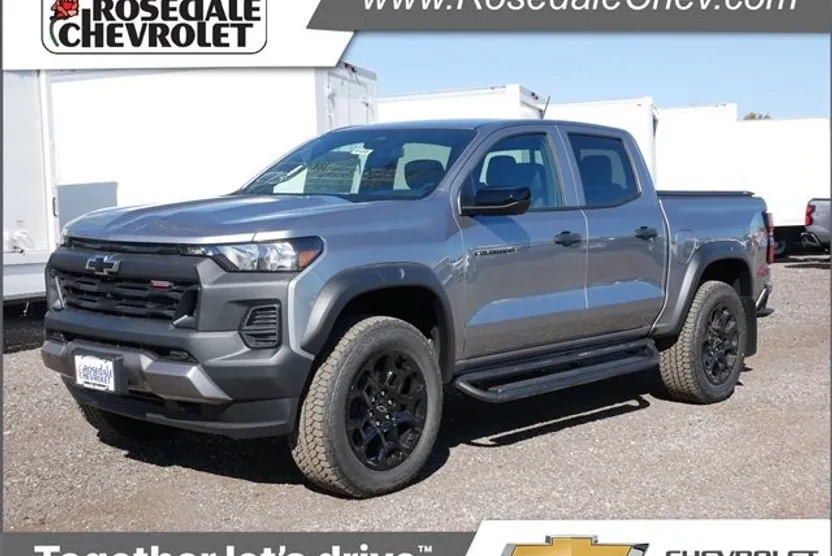 2026 Chevrolet Colorado Trail Boss photo 1
