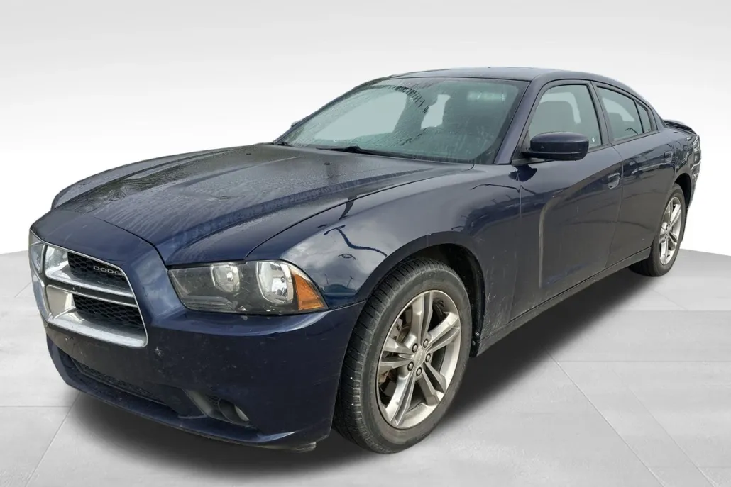 2014 Dodge Charger SXT photo 1