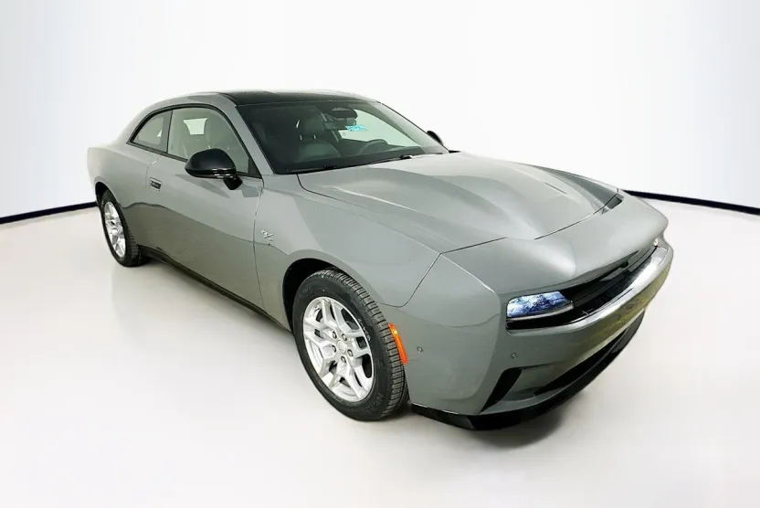 2025 Dodge Charger Daytona R/T photo 1