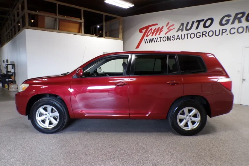 2008 Toyota Highlander Base photo 1