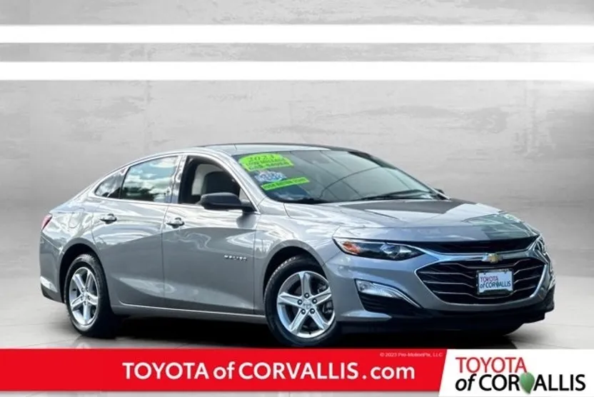 2023 Chevrolet Malibu LS photo 1
