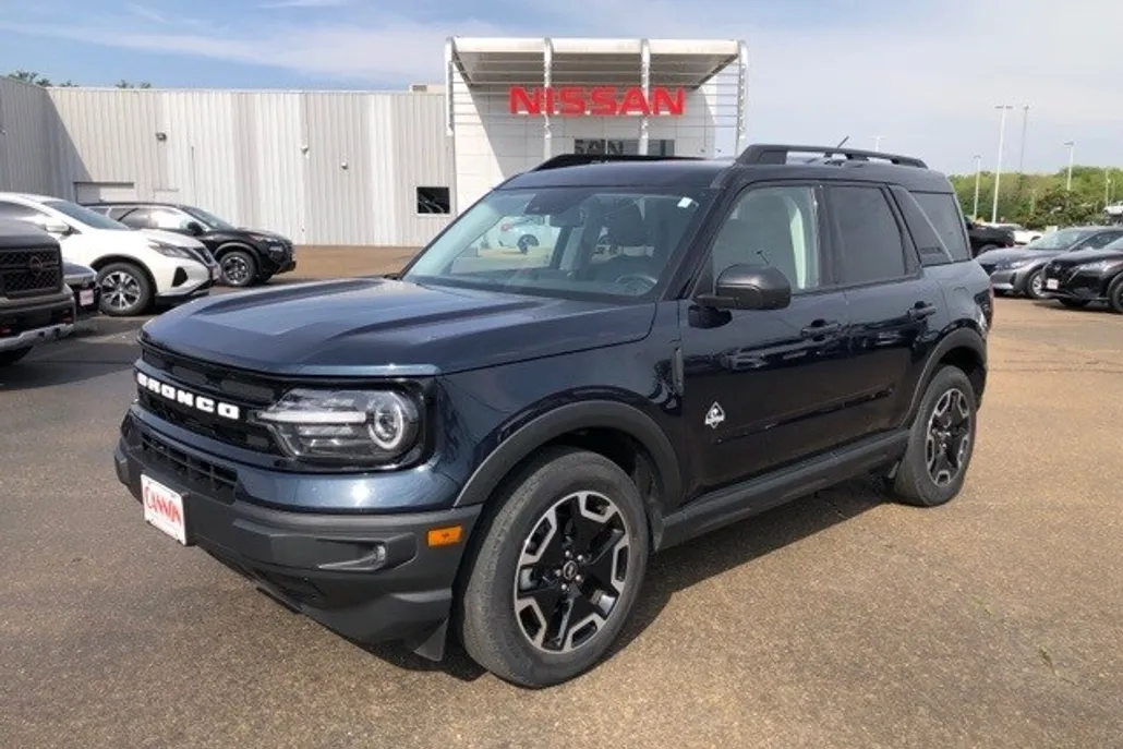 2021 Ford Bronco Sport Outer Banks photo 1