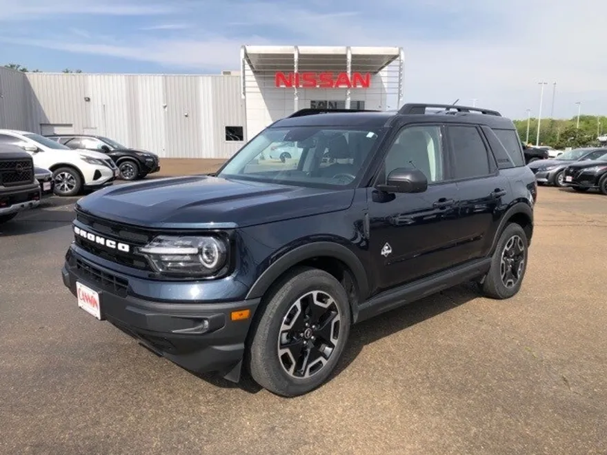 2021 Ford Bronco Sport Outer Banks photo 1