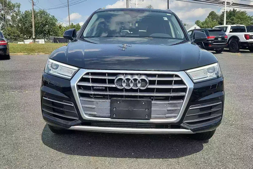 2020 Audi Q5 Premium photo 1