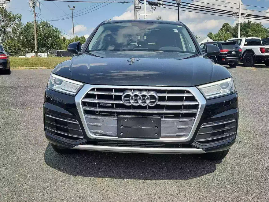 2020 Audi Q5 Premium photo 1