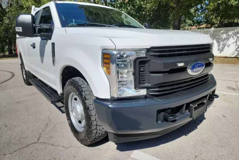 2019 Ford F-250 photo 1