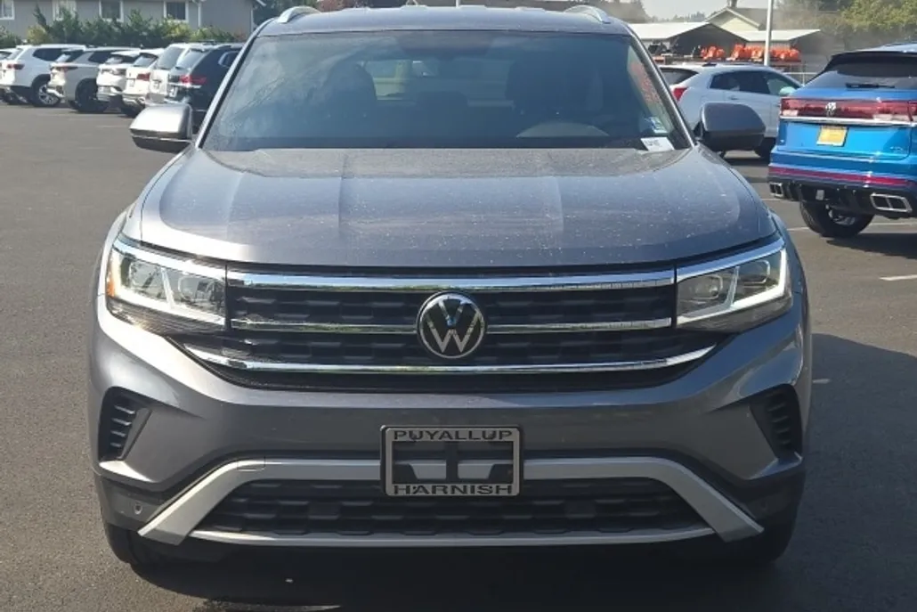 2023 Volkswagen Atlas Cross Sport V6 SE Technology photo 1