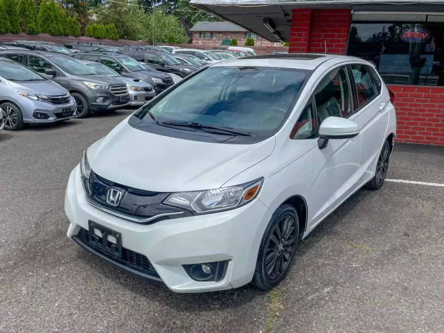 2015 Honda Fit EX photo 1