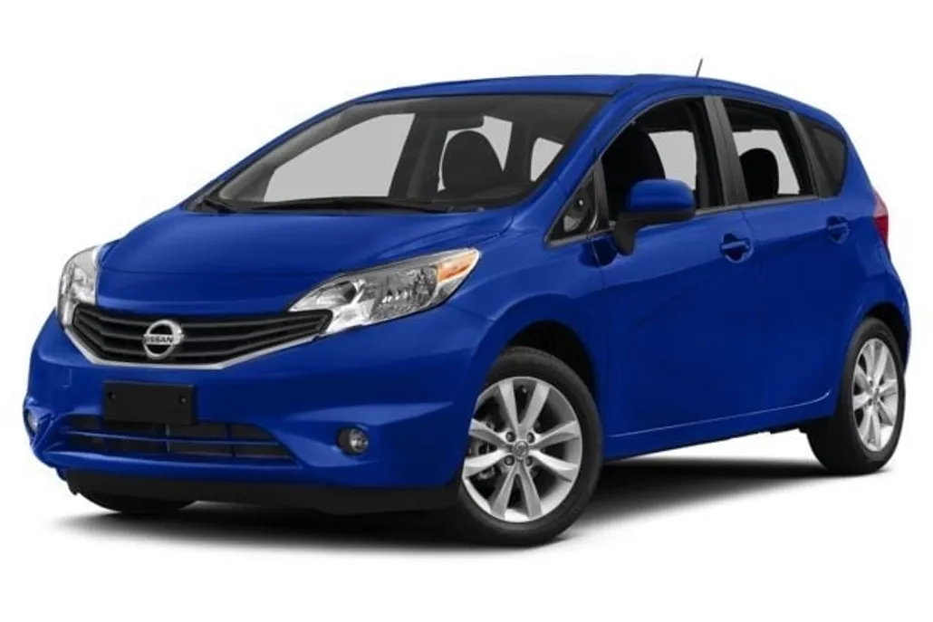 2015 Nissan Versa Note Plus photo 1