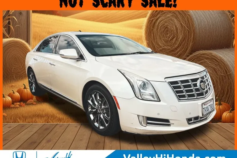 2013 Cadillac XTS Luxury photo 1