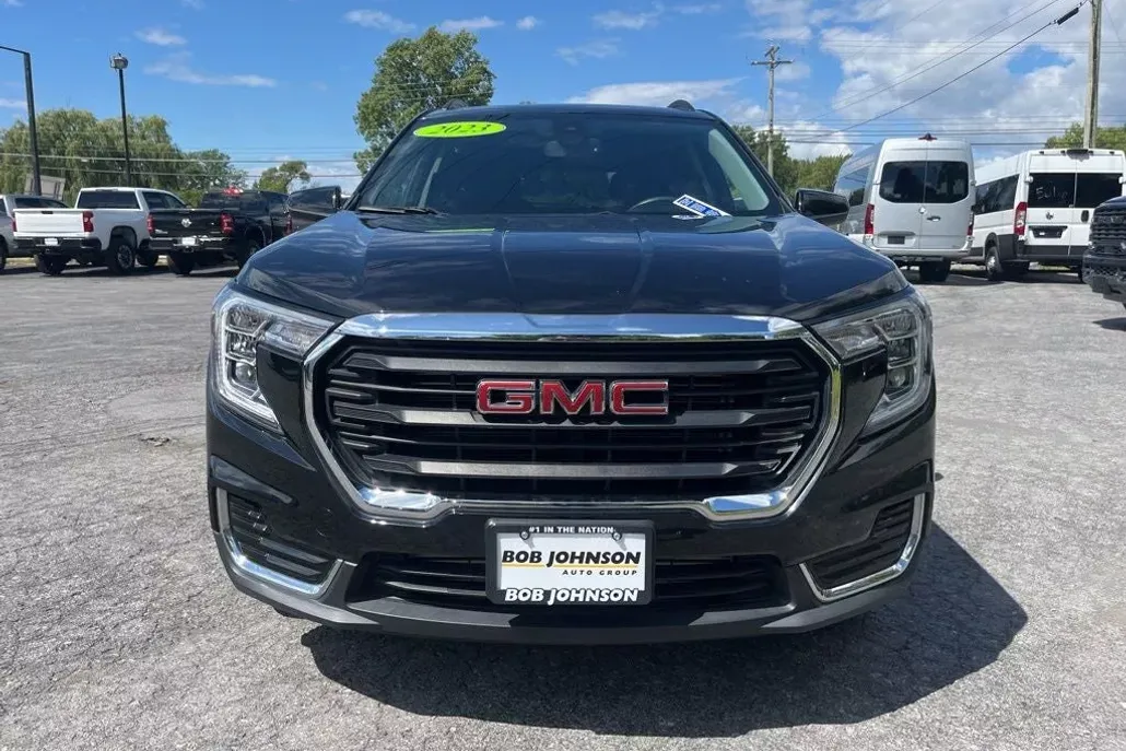 2023 Gmc Terrain SLE photo 1