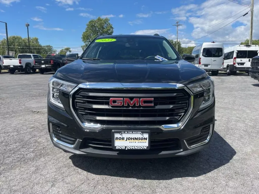 2023 Gmc Terrain SLE photo 1