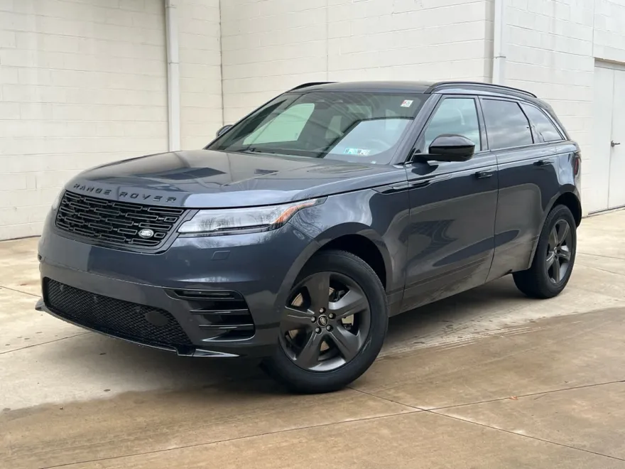 2025 Land Rover Range Rover Velar P250 Dynamic SE photo 1