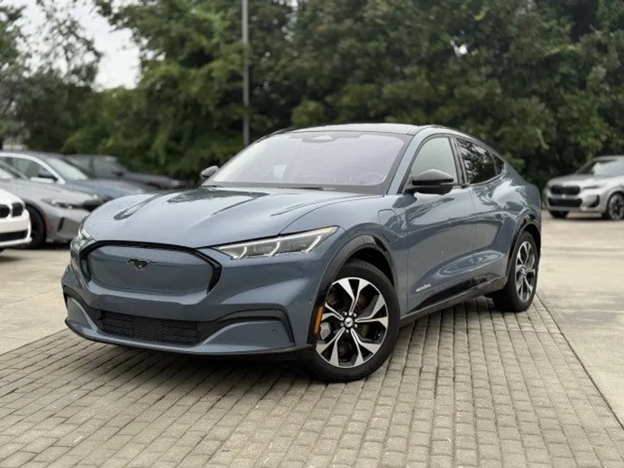 2023 Ford Mustang Mach-E Premium photo 1