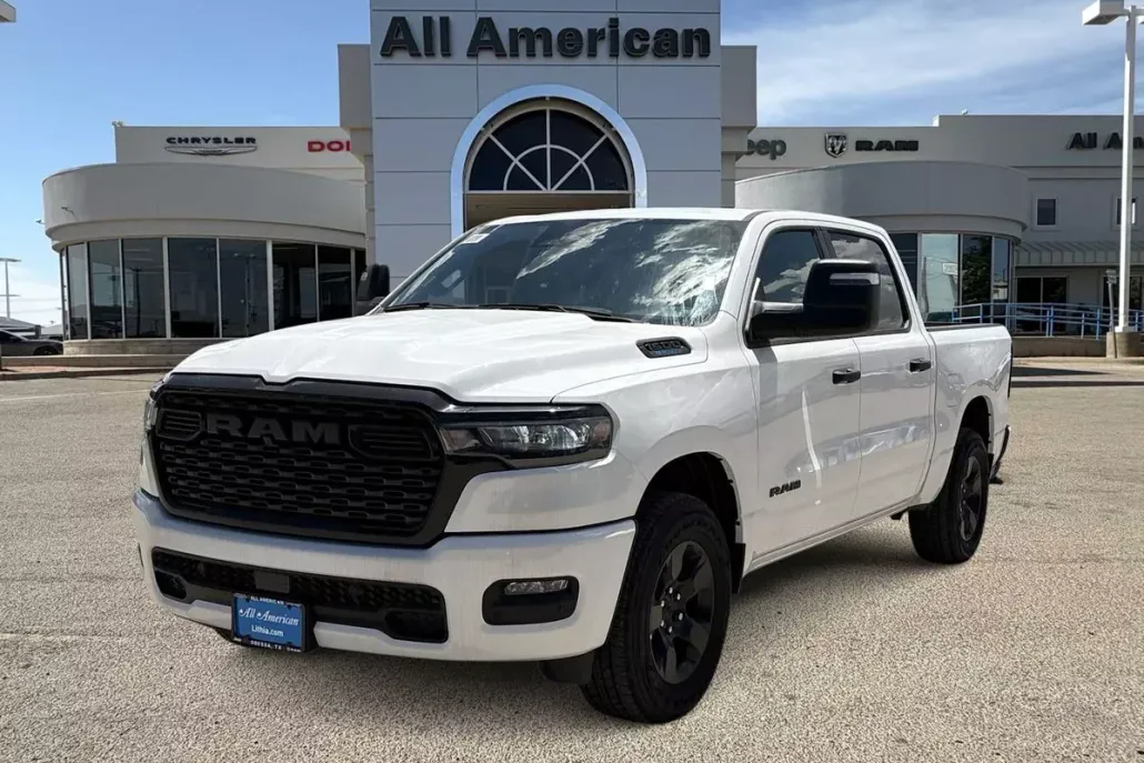 2025 Ram 1500 Tradesman photo 1