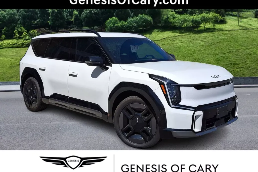 2024 Kia EV9 GT-Line photo 1