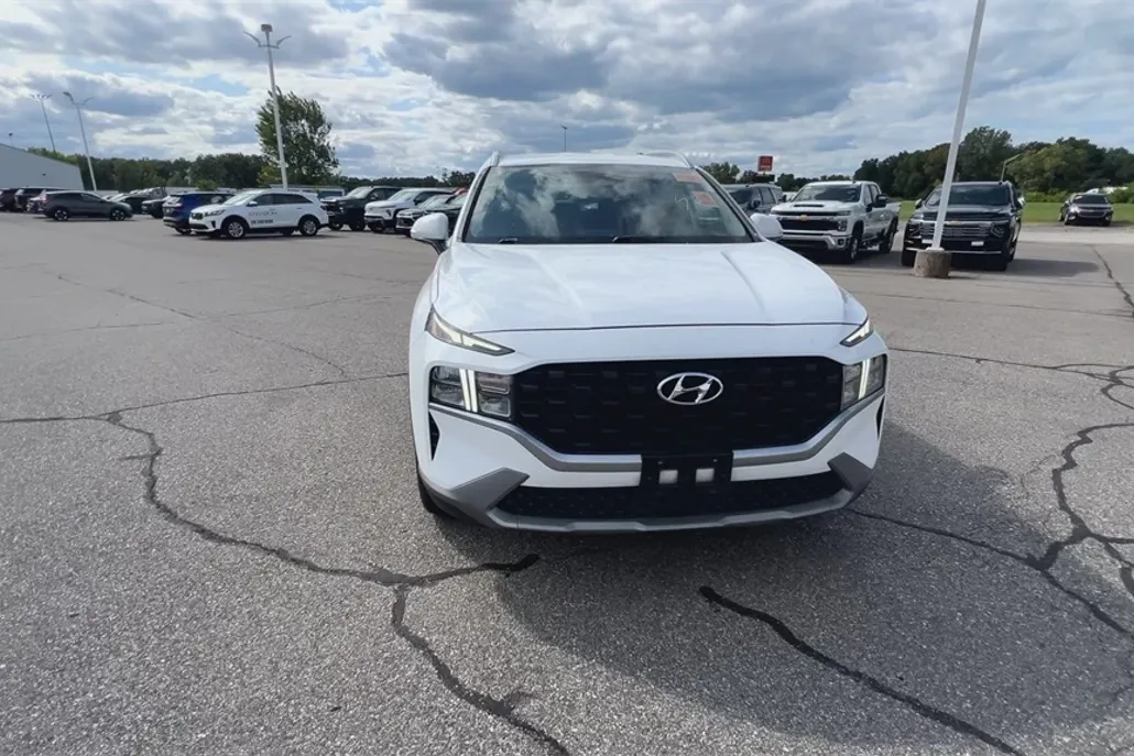 2023 Hyundai Santa Fe SEL photo 1
