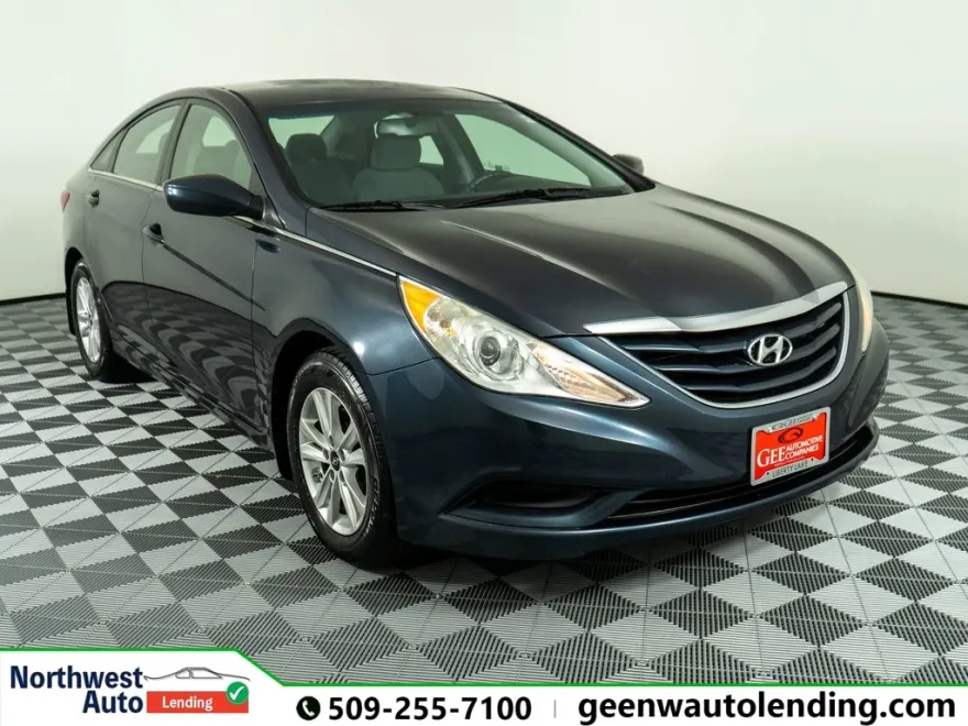 2012 Hyundai Sonata GLS photo 1