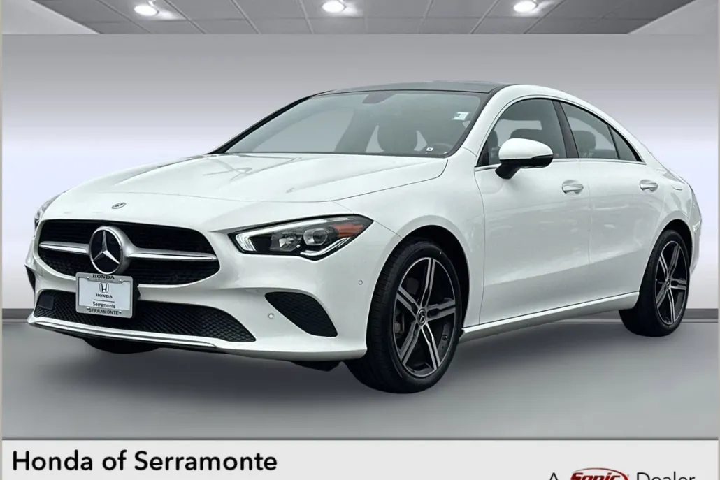 2023 Mercedes Benz CLA 250 photo 1