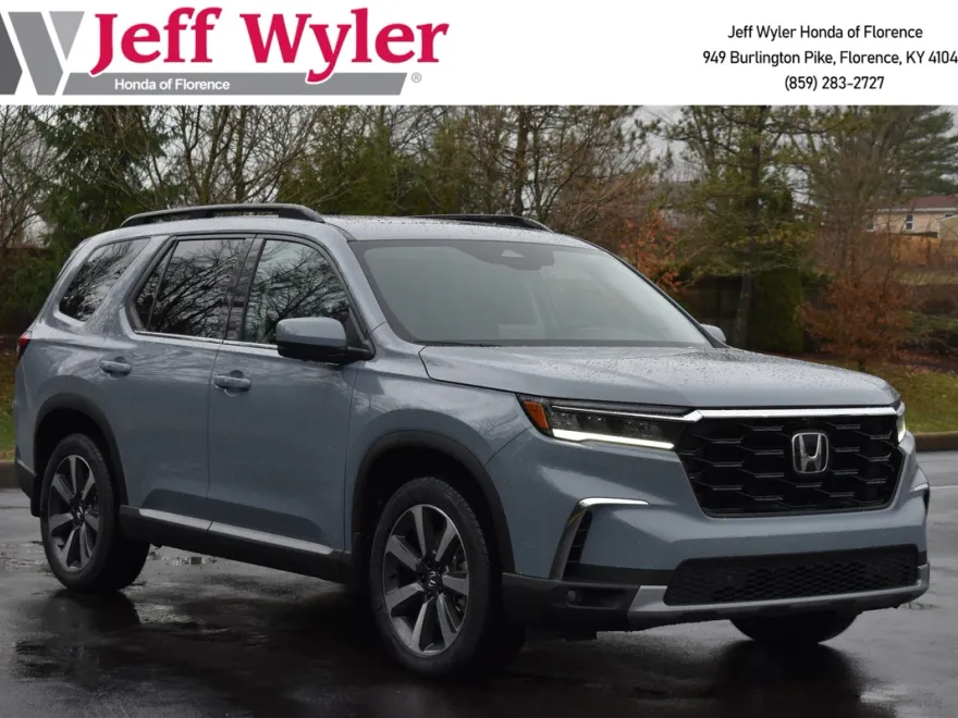 2025 Honda Pilot Elite photo 1