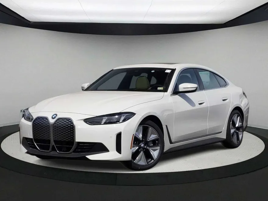 2025 Bmw i4 xDrive40 photo 1