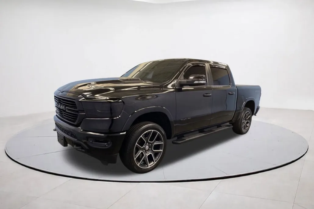 2020 Ram 1500 Laramie photo 1