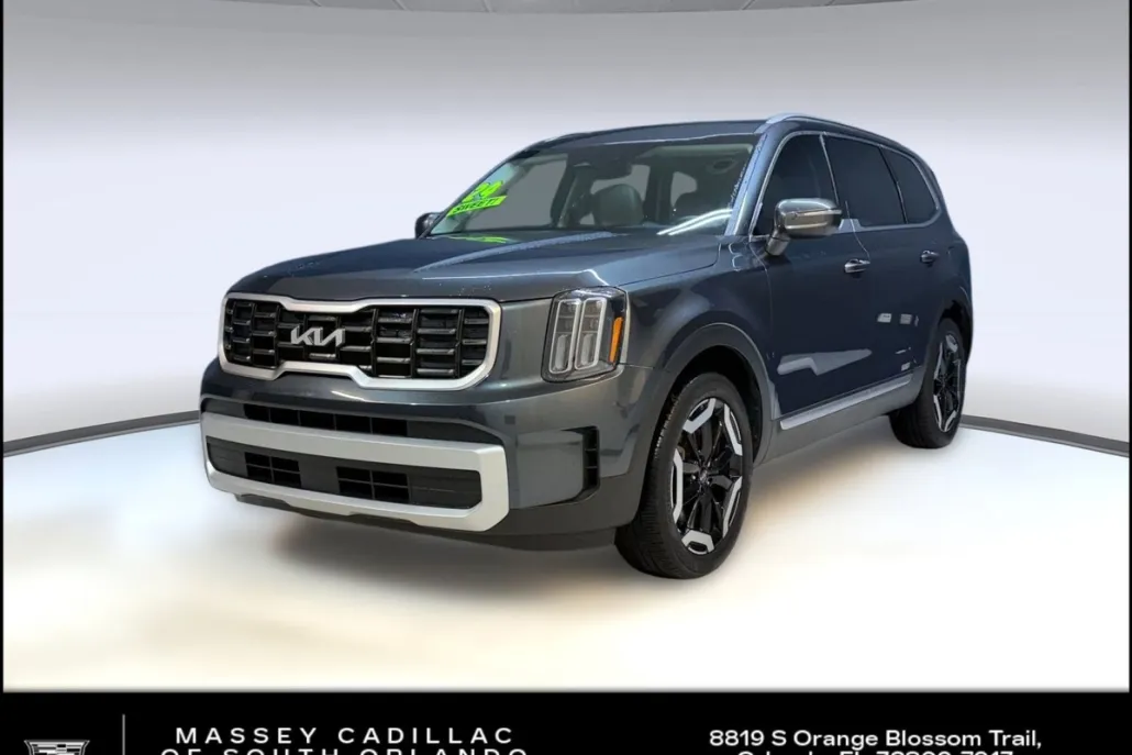 2024 Kia Telluride S photo 1