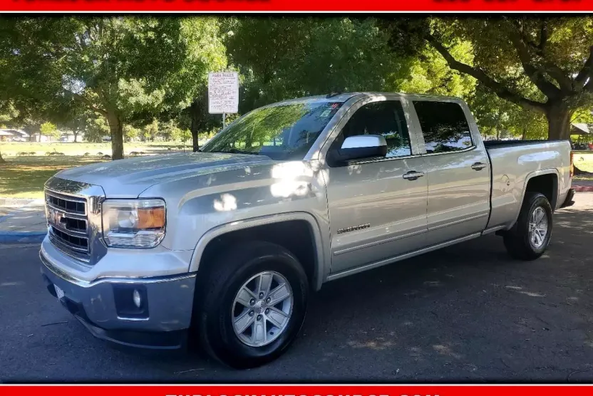 2015 Gmc Sierra 1500 SLE photo 1