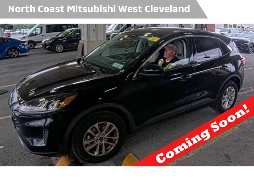 2021 Ford Escape Hybrid SE photo 1