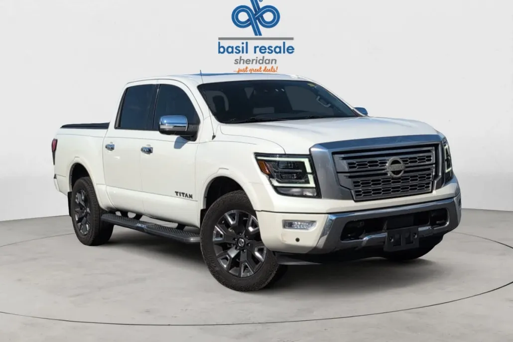 2021 Nissan Titan Platinum Reserve Crew Cab photo 1