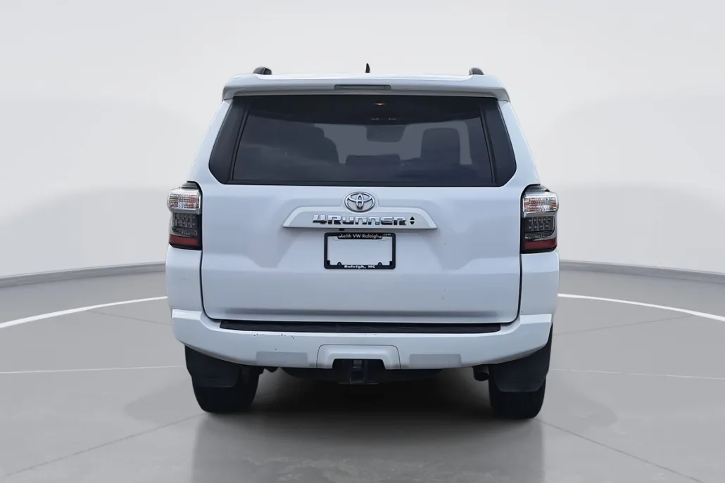 2024 Toyota 4Runner SR5 Premium photo 1