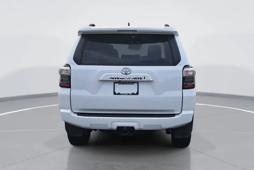 2024 Toyota 4Runner SR5 Premium photo 1