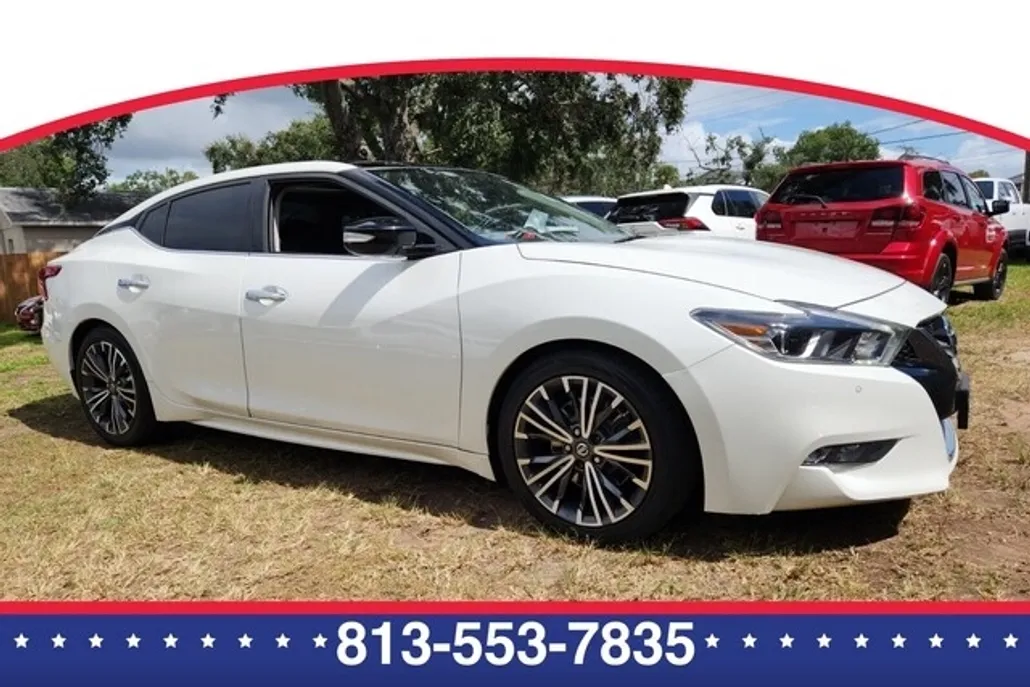 2017 Nissan Maxima SL photo 1