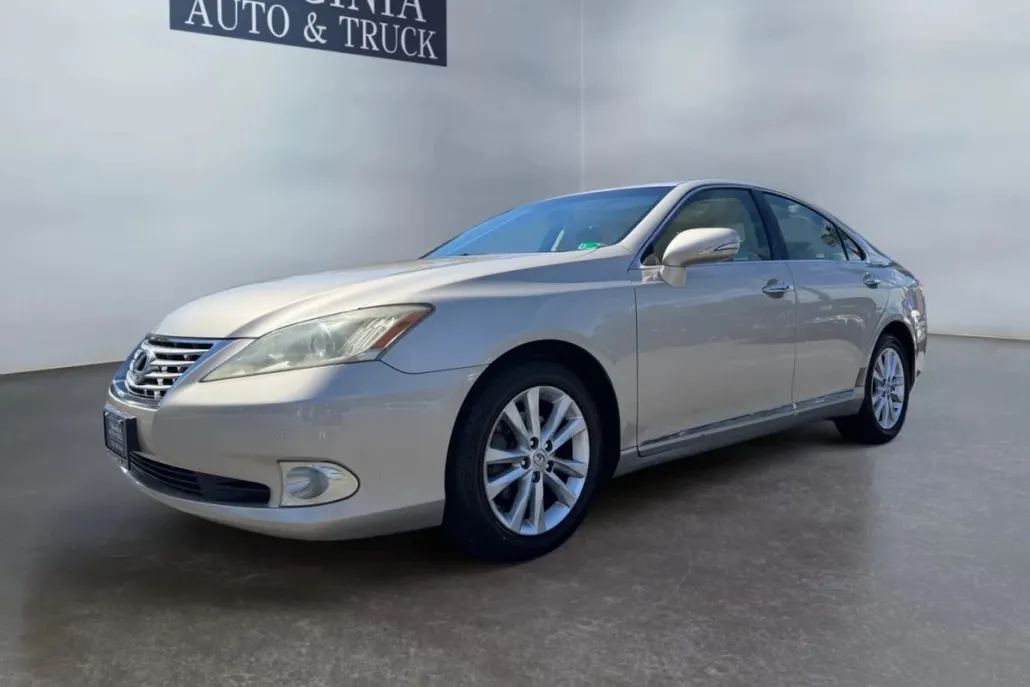 2011 Lexus ES 350 photo 1
