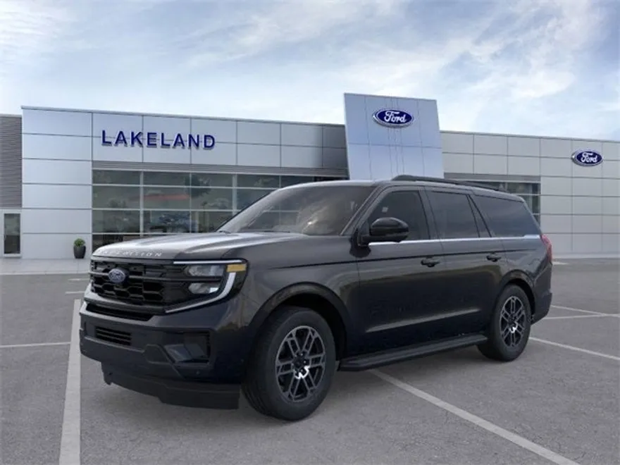 2025 Ford Expedition photo 1