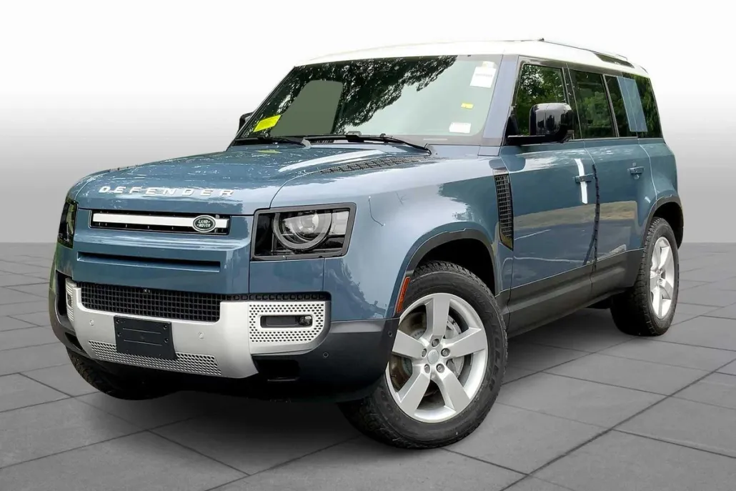 2025 Land Rover Defender 110 S photo 1