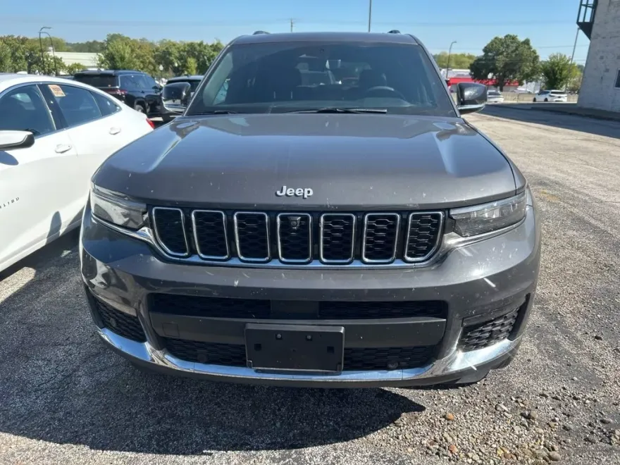 2024 Jeep Grand Cherokee Limited photo 1