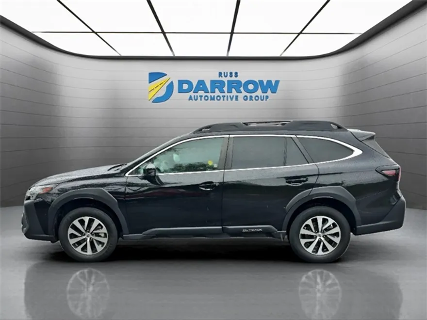 2023 Subaru Outback Premium photo 1