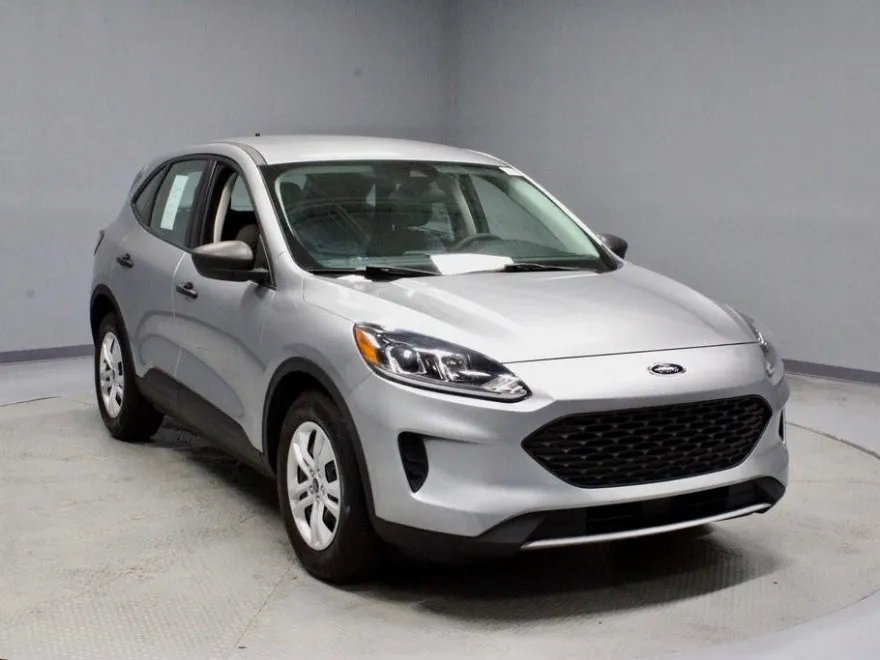 2021 Ford Escape S photo 1