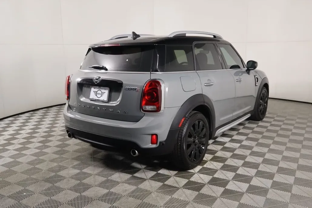 2020 Mini Countryman Signature photo 1