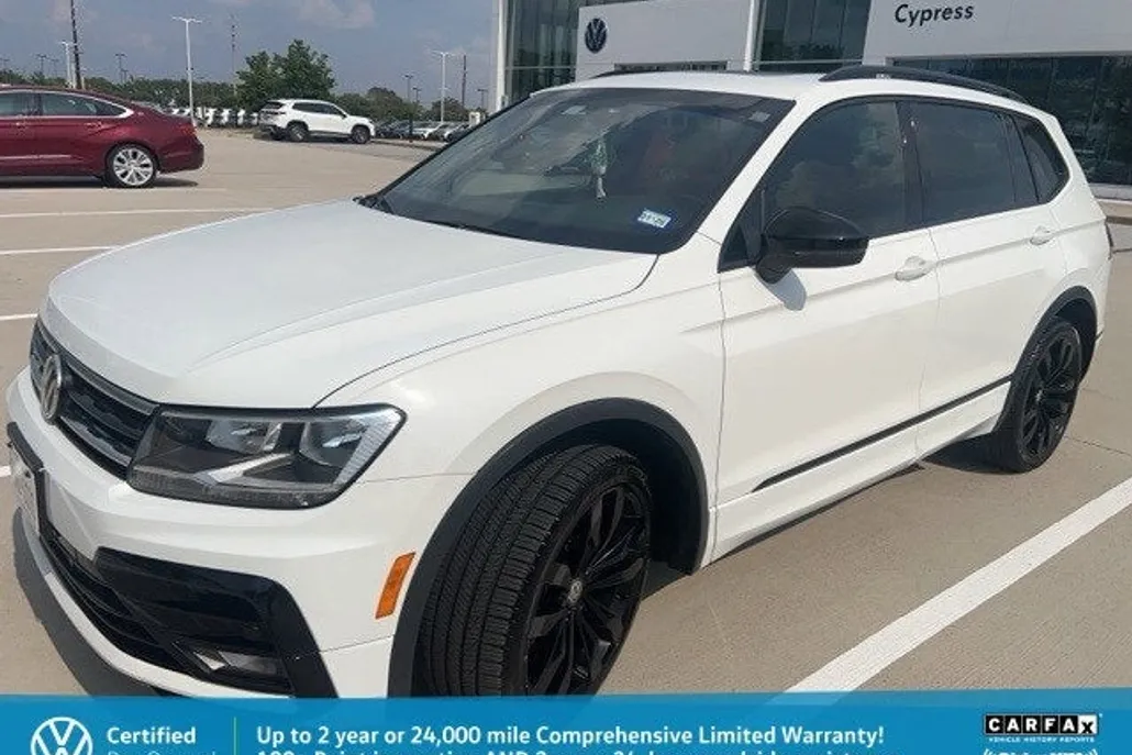 2020 Volkswagen Tiguan SE R-Line Black photo 1