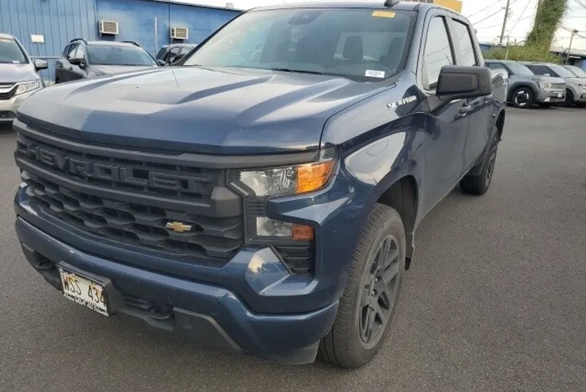 2023 Chevrolet Silverado 1500 Custom photo 1
